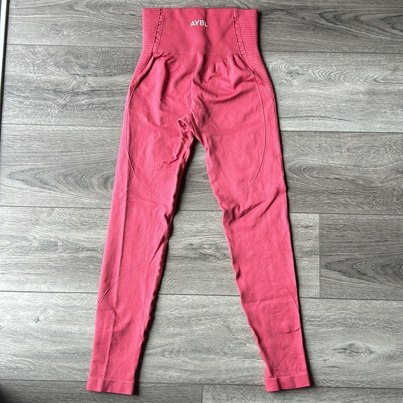 AYBL Balance V2 Seamless Leggings - Picture 4 of 5